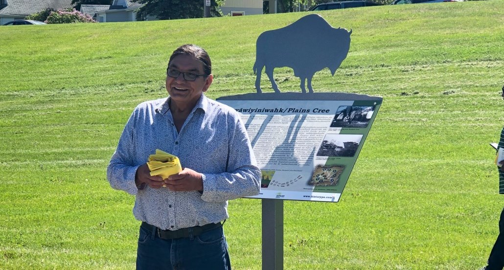 Willie Ermine, Plains Cree Knowledge Keeper, presents at the Interpretive Signs Unveiling 