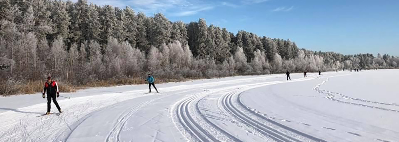 Cross country skiing at Little Red